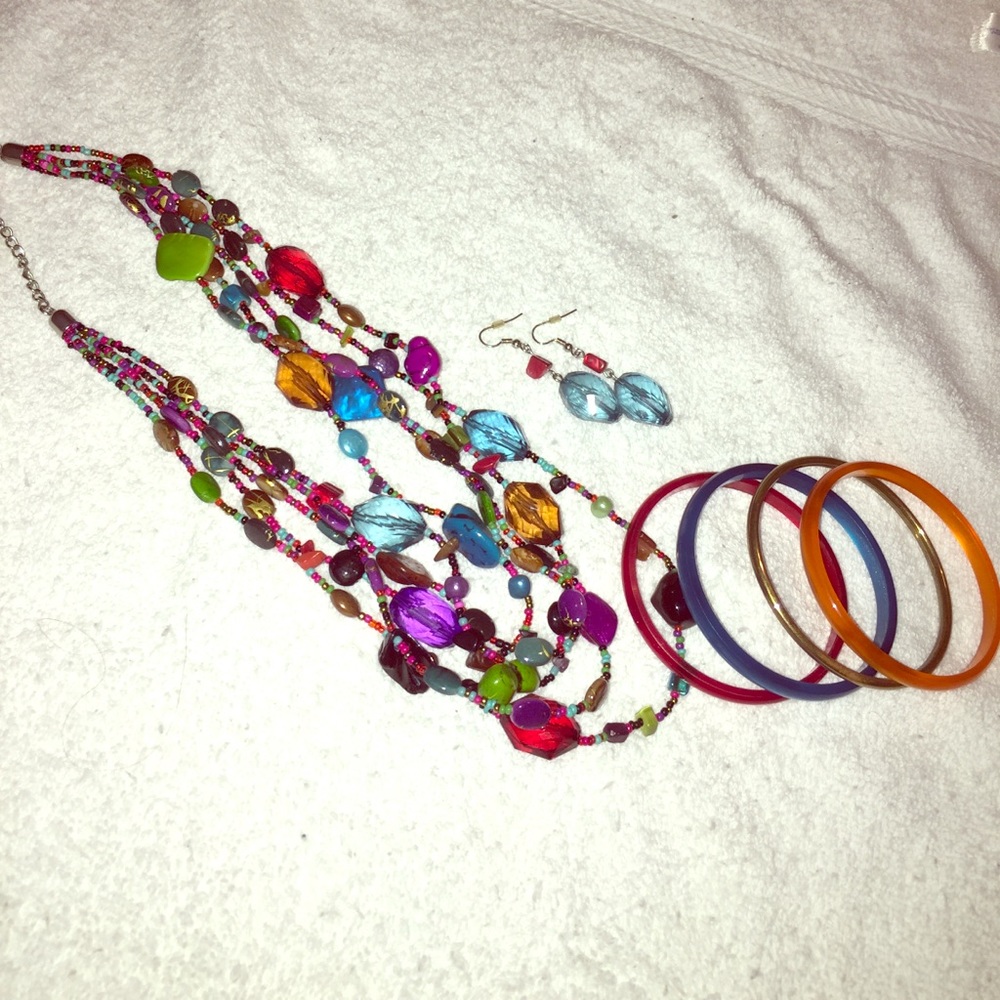 Multi color jewelry set