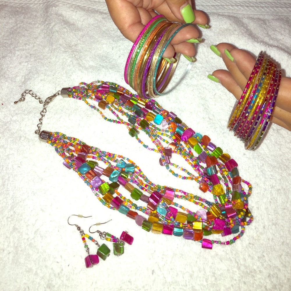 Multi color jewelry set