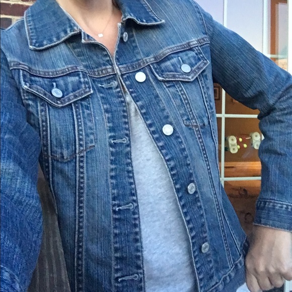 GAP Jackets & Blazers - Gap blue jean jacket