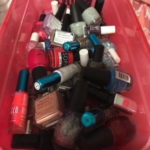 40 plus nail polish