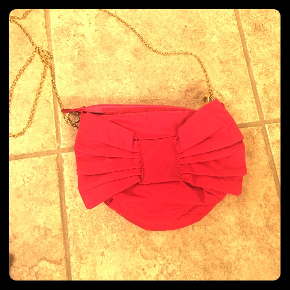 Small fuchsia purse never used