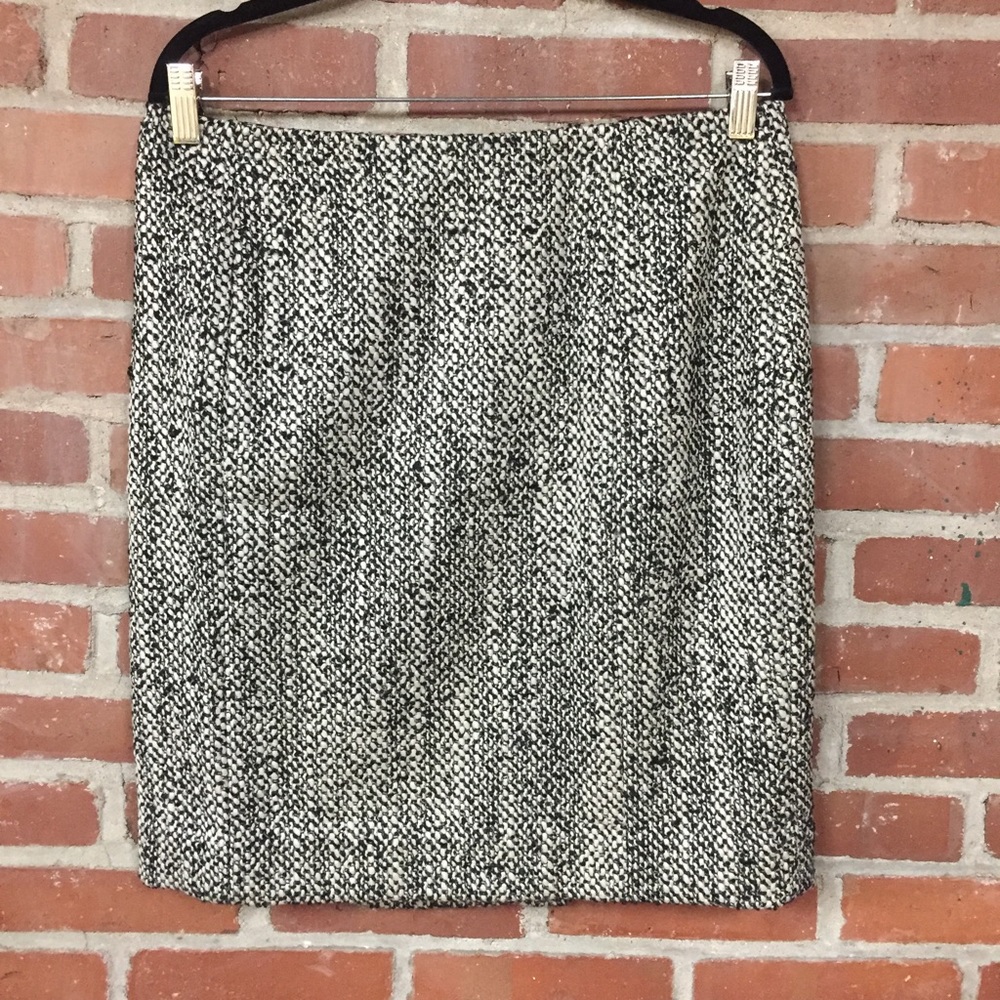 Brooks Brothers Black and White Slub Tweed  Skirt