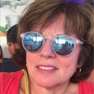 Meet your Posher, Mary anne