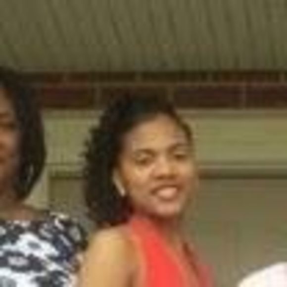 Meet your Posher, Janet - Picture 1 of 1