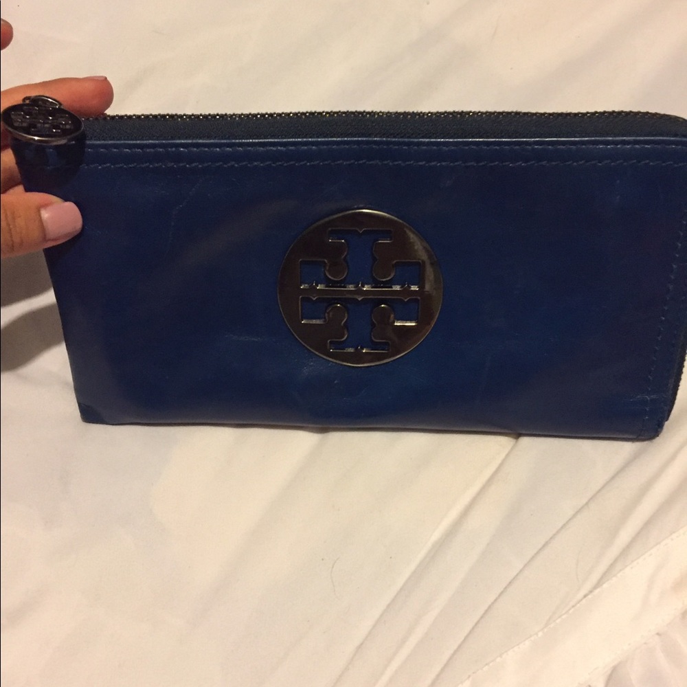 Authentic Tory burch wallet