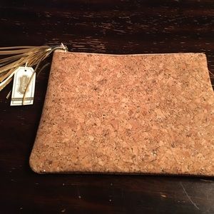 Mud pie cork clutch