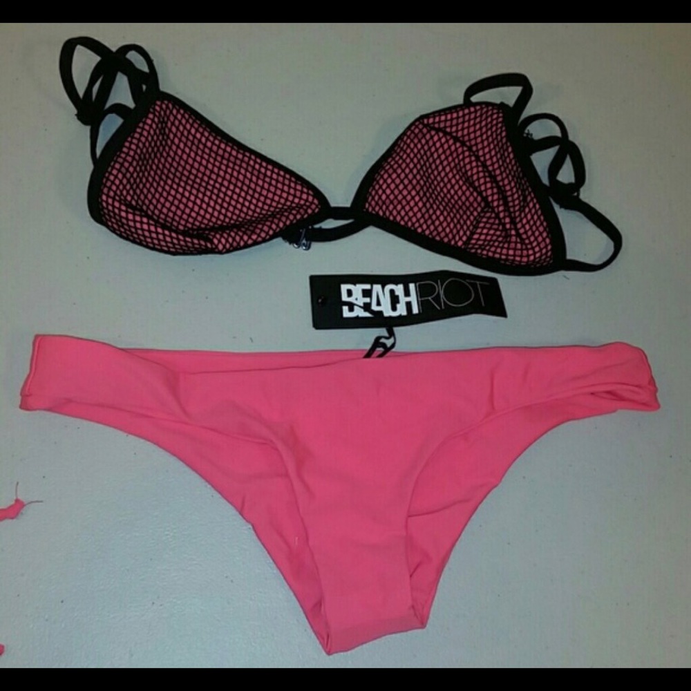 *Flash Sale* Beach Riot Bikini