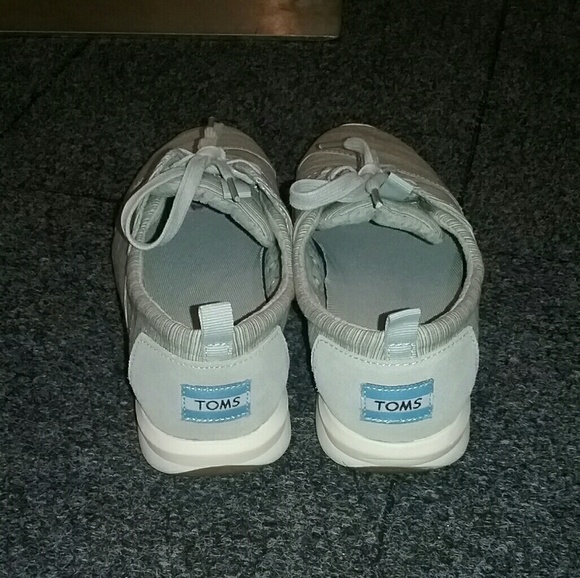 toms athletic shoes toms athletic shoes 28 images toms avalon slip on toms athletic shoes toms athletic shoes 28 images toms avalon slip on