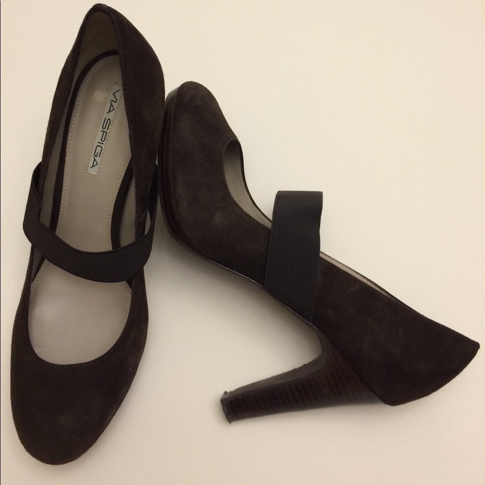 Brown Suede Via Spiga shoes size 9