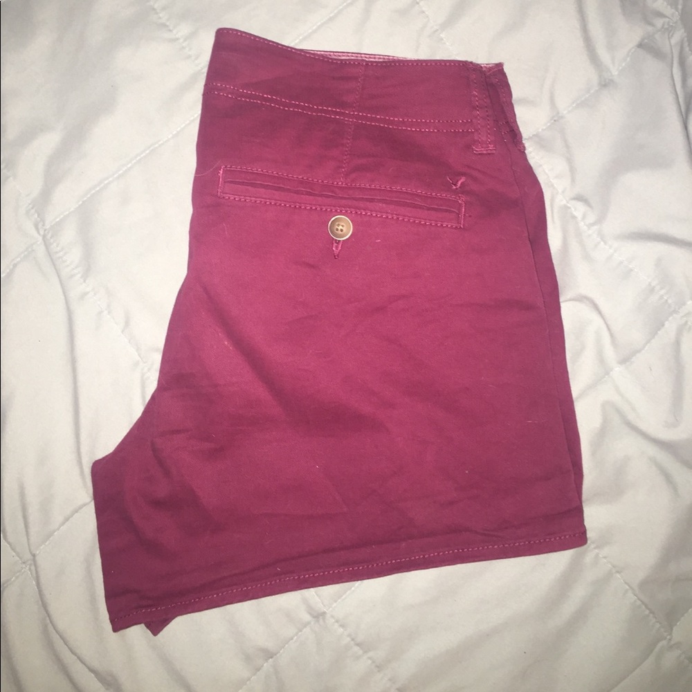 AE Shortie Maroon Chinos