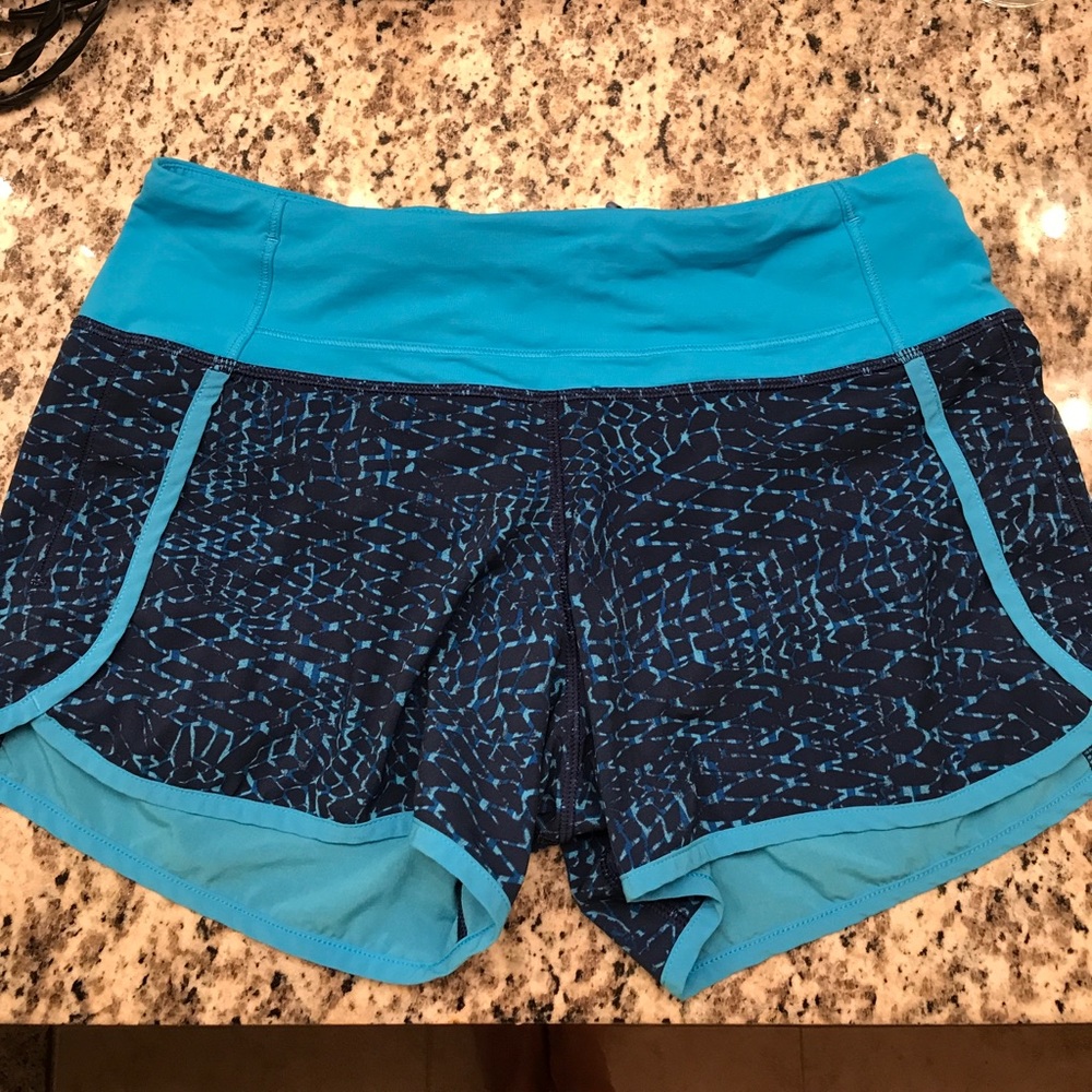 lululemon shorts size 4! Barely worn
