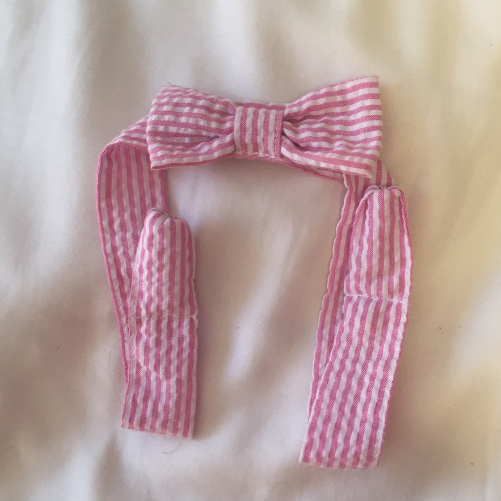 Pink seersucker sunglasses strap