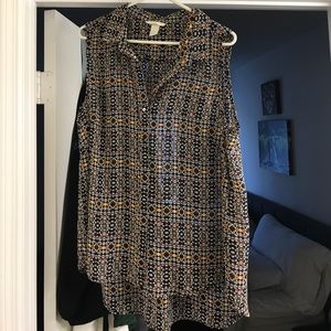 H&M sleeveless blouse