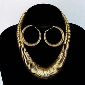 Necklace & Earring Set