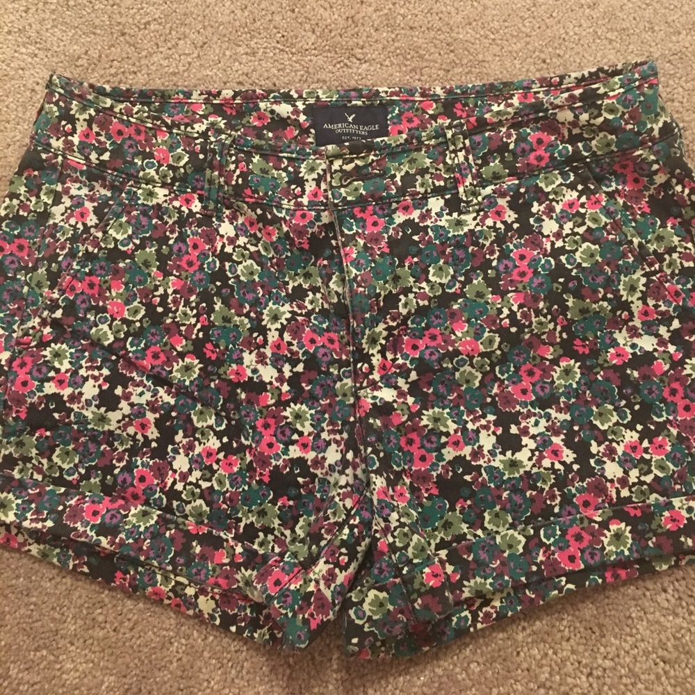 American Eagle Flower Shorts