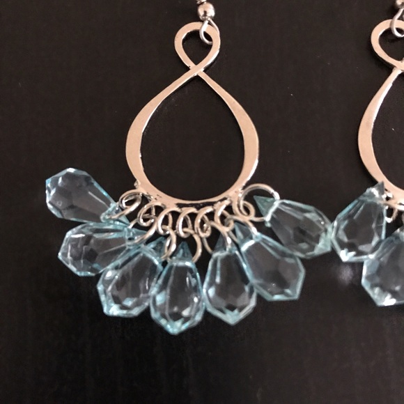 πHPπ Adorable Chandelier Earrings - Handmade - Picture 2 of 5