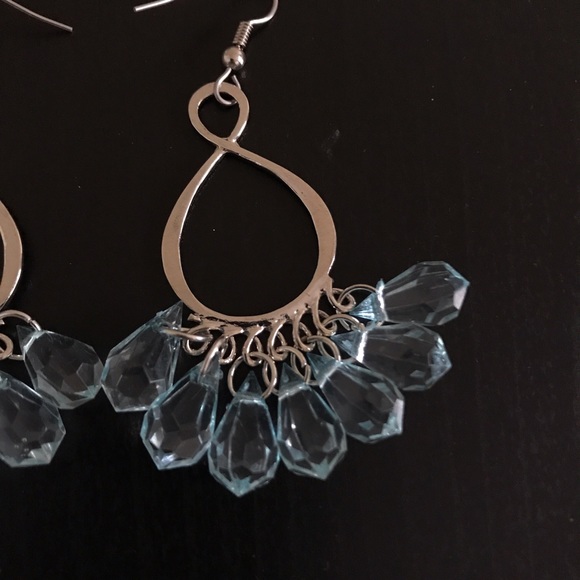 πHPπ Adorable Chandelier Earrings - Handmade - Picture 3 of 5