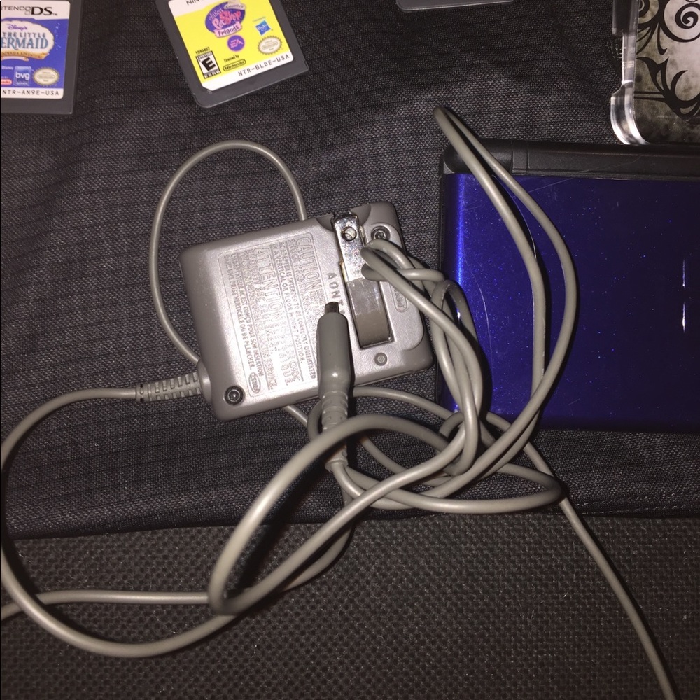 Nintendo D.S - Picture 4 of 7
