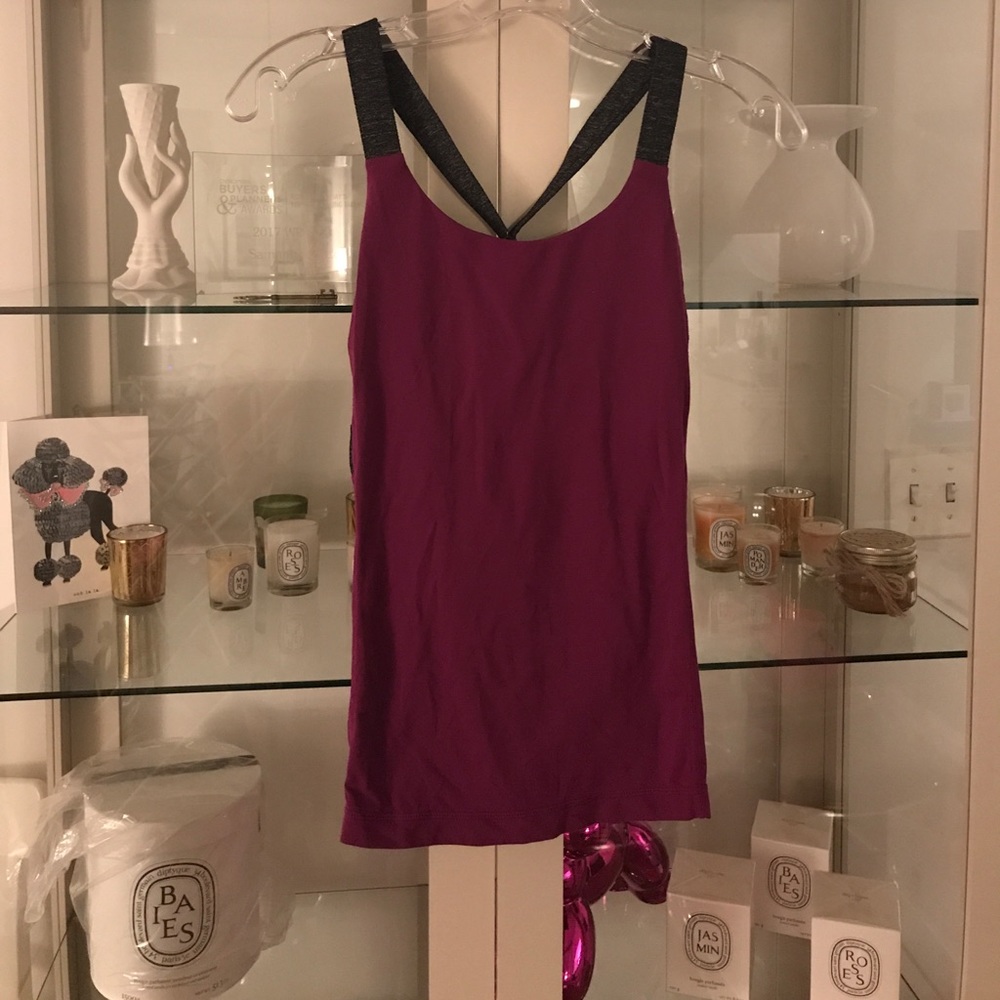 Lululemon Racerback Tank With Built In Bra - Picture 2 of 4