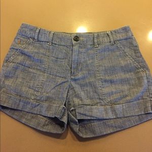 GAP shorts