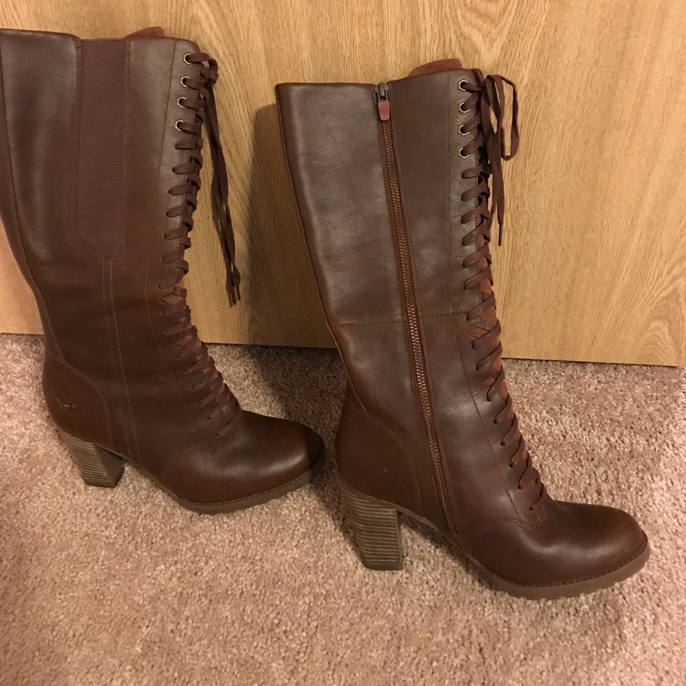 Timberland front lace brown boots