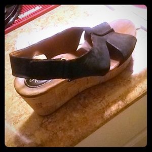 Clark Artisan 8.5 black wedge