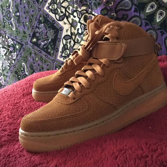Nike Air Force 1 - Picture 2 of 2