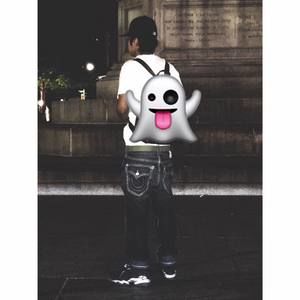 Meet your Posher, Pyz