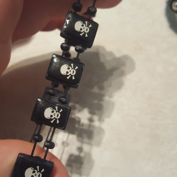 Skull bracelet - Picture 3 of 3