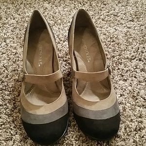 Aerosoles heels, faux suede, COMFY!
