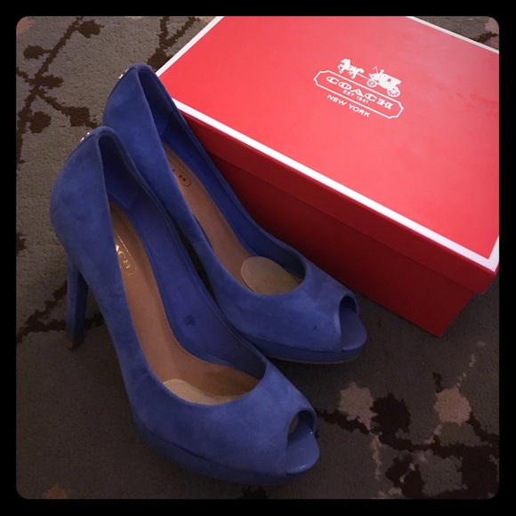🚫COACH light blue heels🚫 - Picture 3 of 7