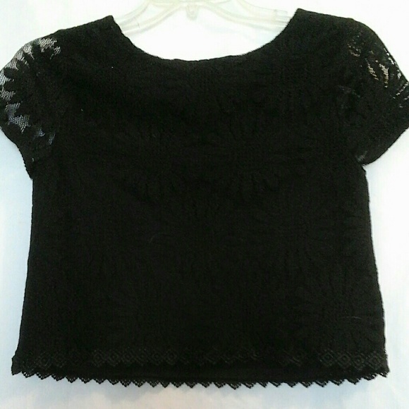 Crop Top - Picture 1 of 2