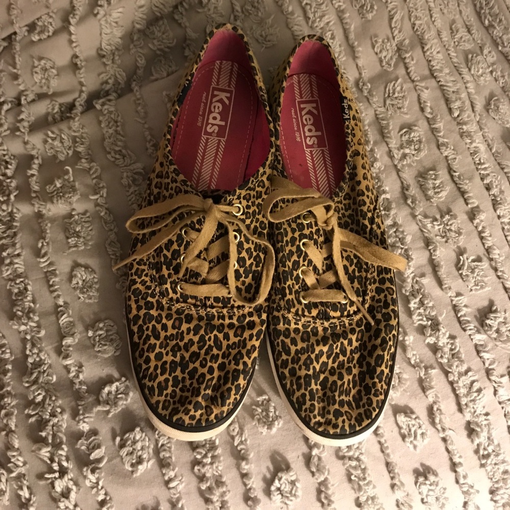 Cheetah and heart print keds
