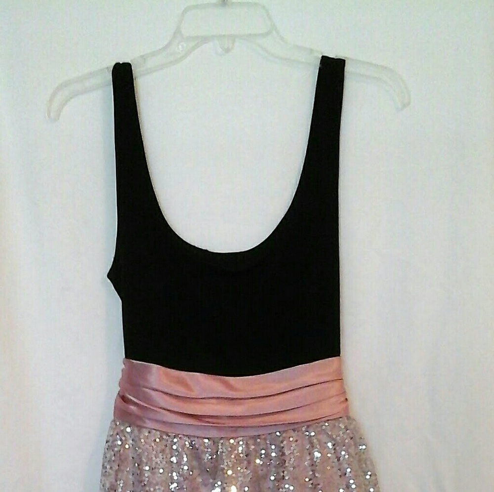 Short Sequins Dress