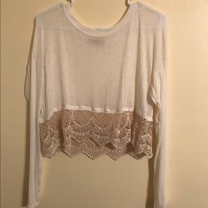 Long sleeve crop top