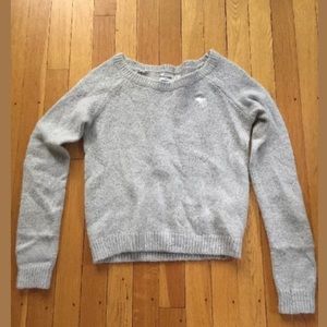 Abercrombie kids size L sweater grey/silver