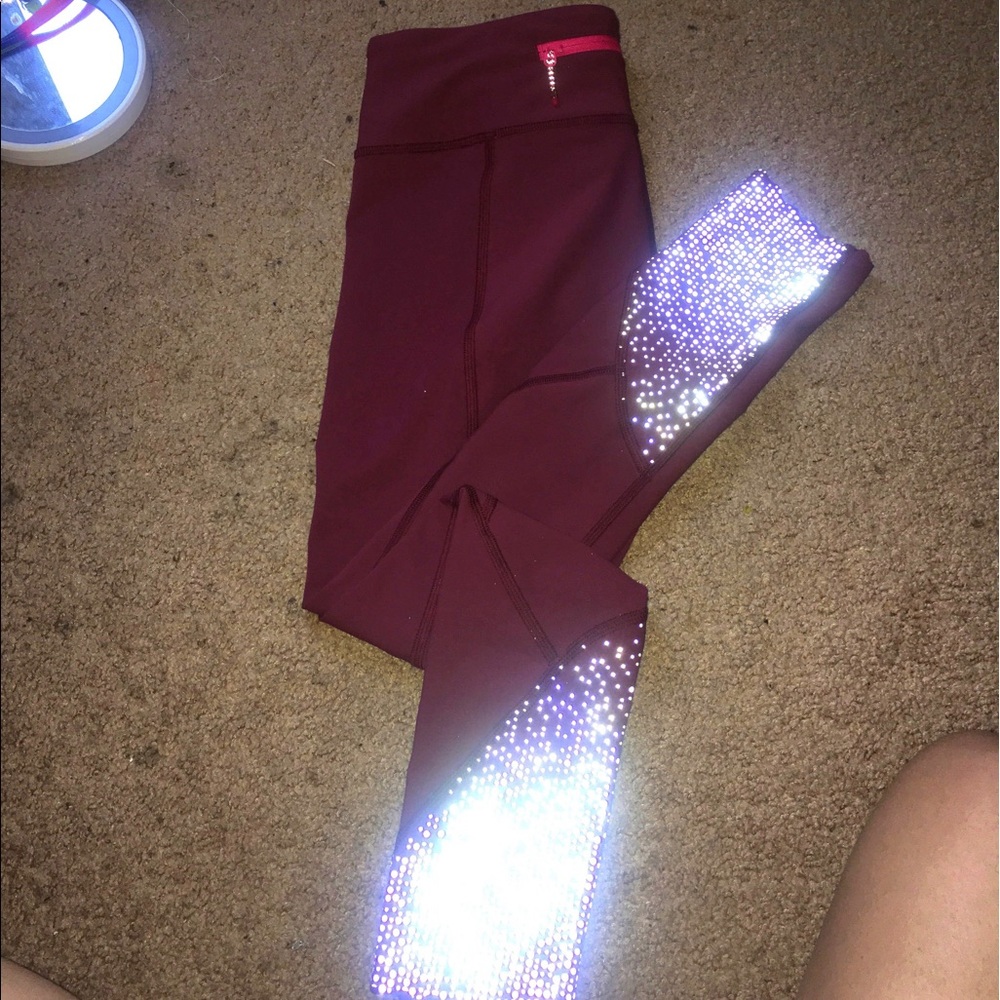 (SOLD) tight stuff wine berry leggings lululemon
