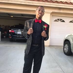 Meet your Posher, Elijah