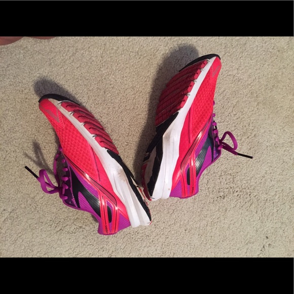 Brooks Running Shoes - Picture 2 of 2