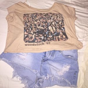 F21 Graphic Boxy Crop Top