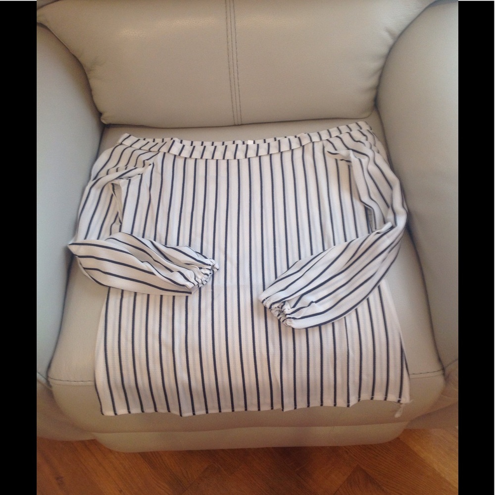 Cute long sleeve off should top striped or solid - Picture 3 of 8