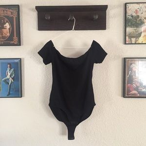 Xhilaration Ribbed Shoulder Body Suit