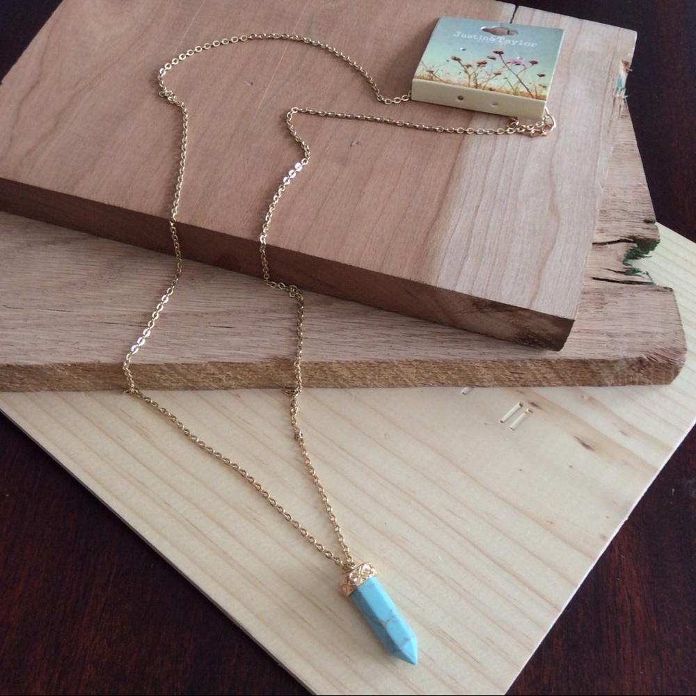 Justin & Taylor turquoise pendant necklace