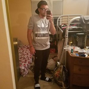 Meet your Posher, Dylan