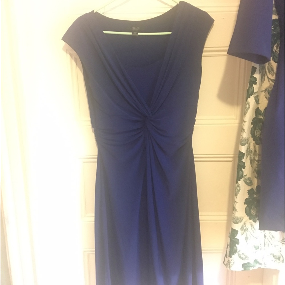 Beautiful blue Chaps dress. Stretchy fabric.