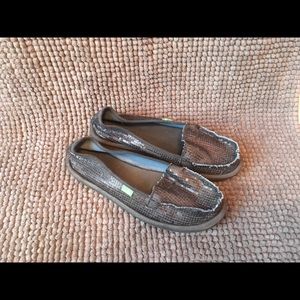 Sanuk Sidewalk Surfers