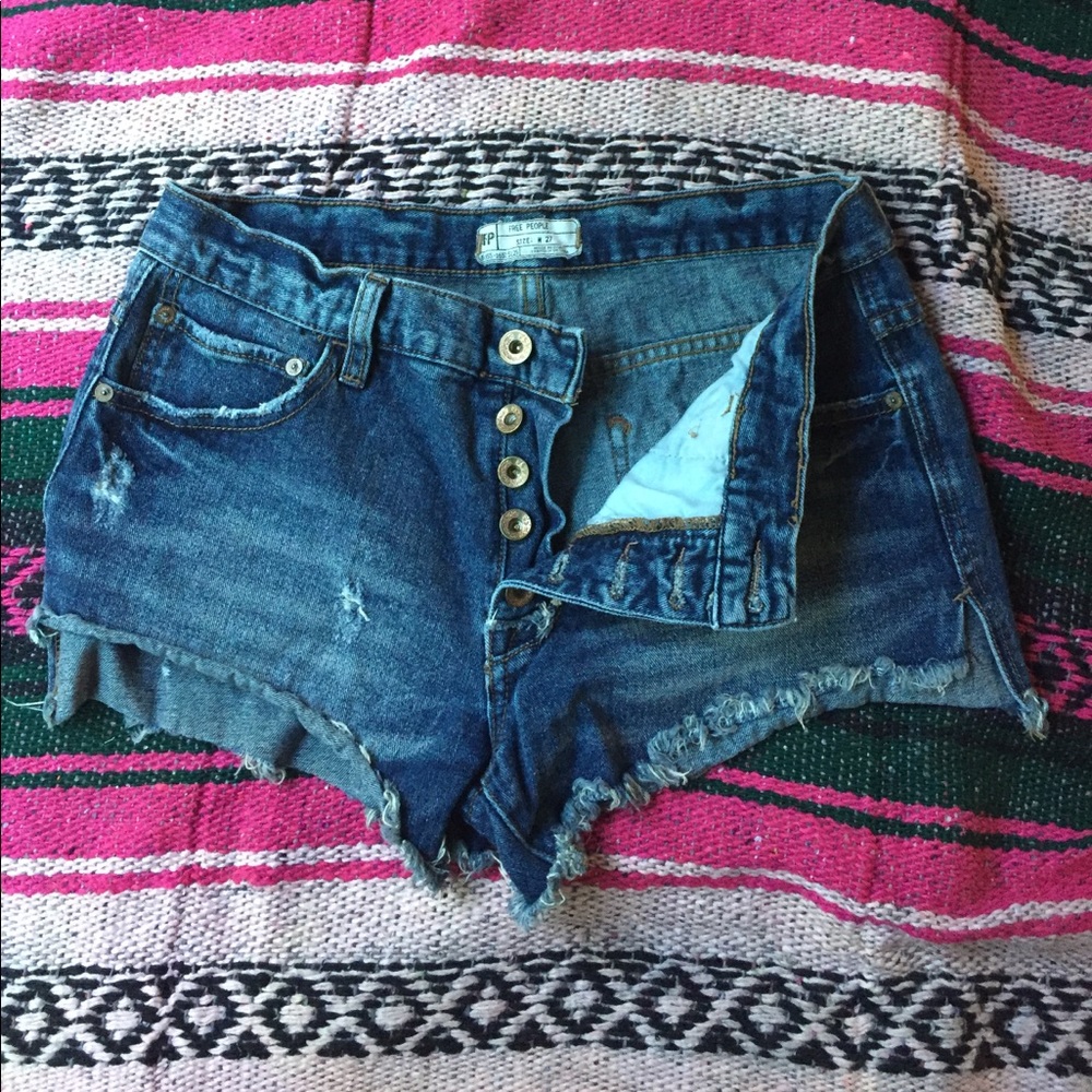 • FP Shorts •