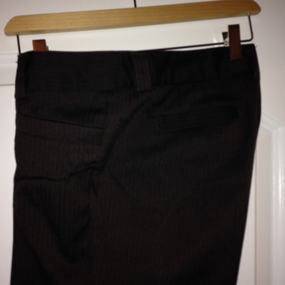 🌶🌶 Beautiful Brown Pinstripe Pant Sz 10P - Picture 3 of 3