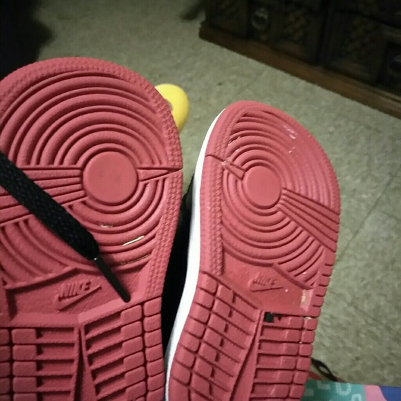 Jordan 1"s - Picture 3 of 3