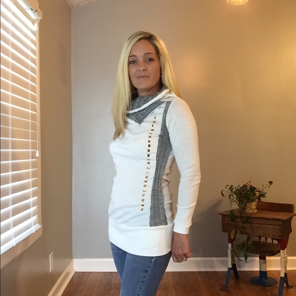 Punk Style Sweatshirt - Picture 3 of 5